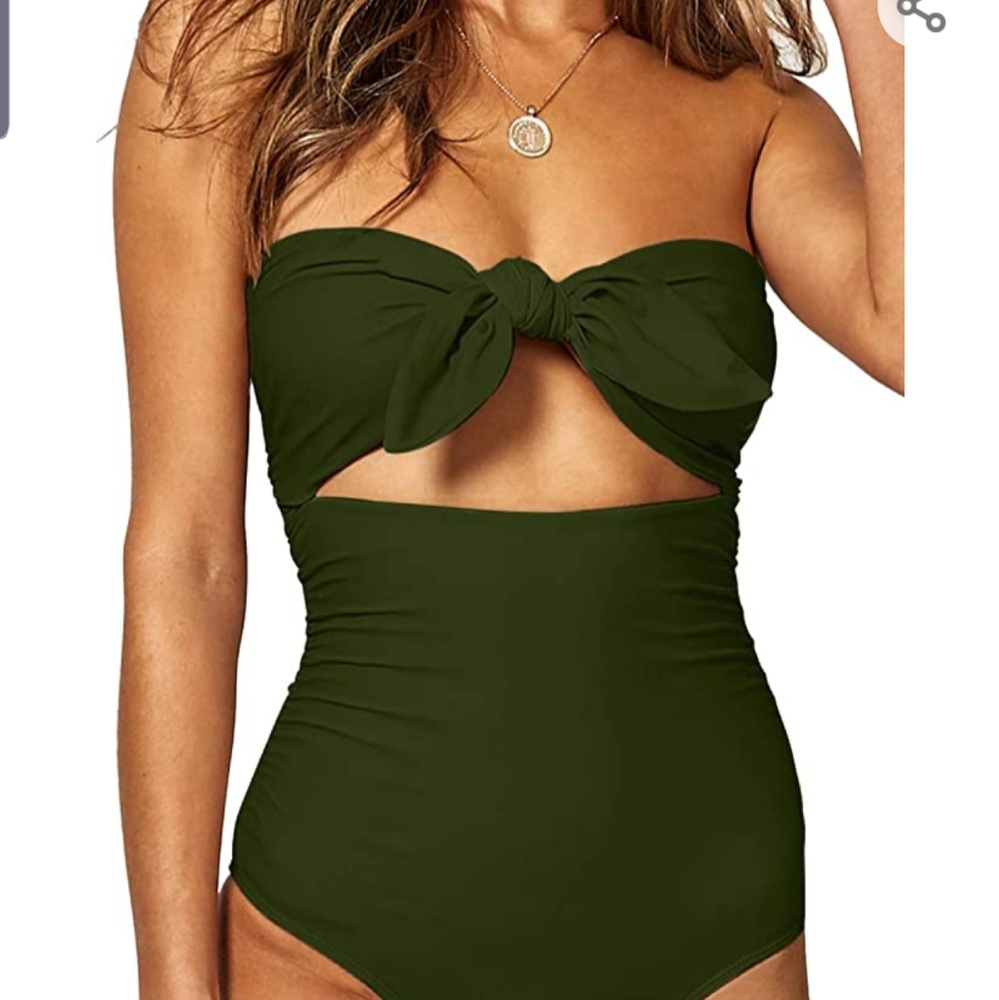Bathing suit